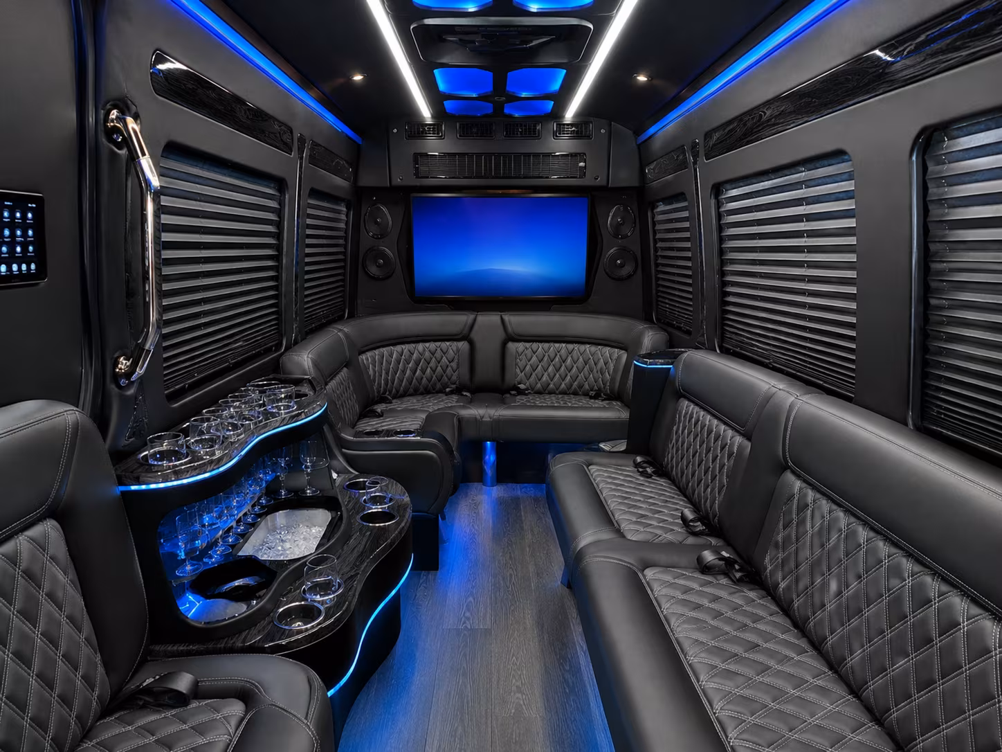concert bus rentals to xcel energy center and soundset in st paul
