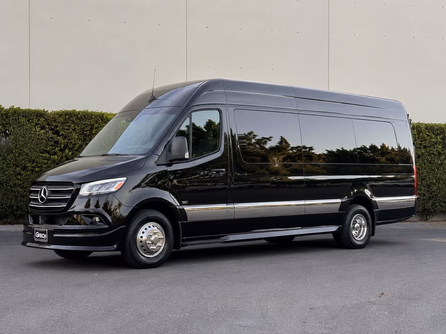 minneapolis prom transportation onboard seating