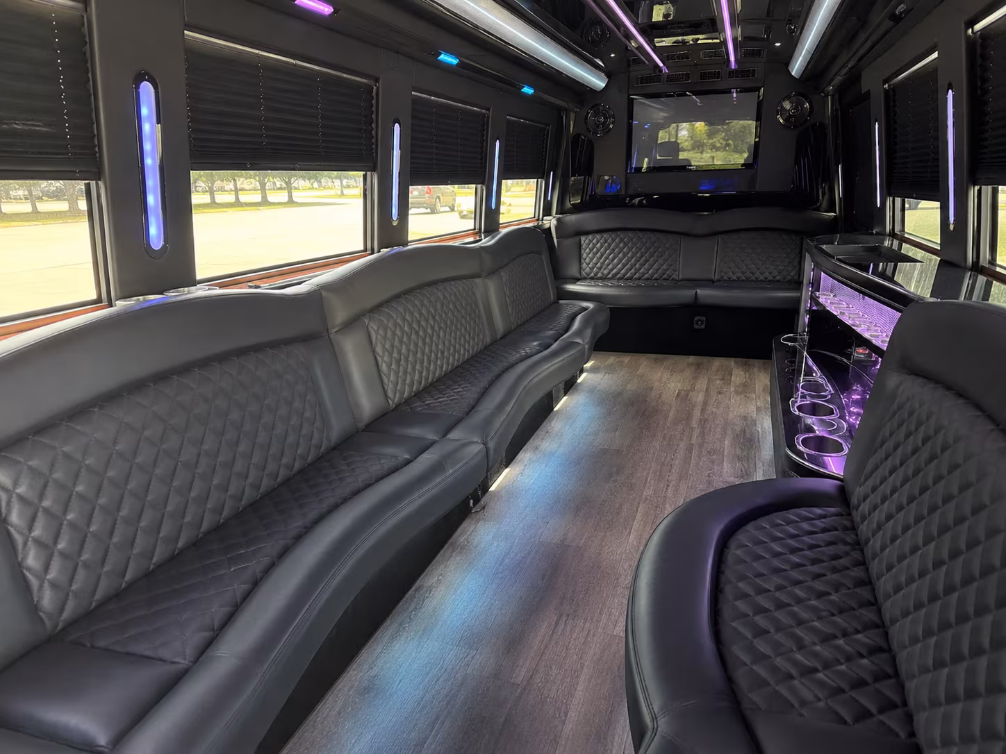 minneapolis prom transportation