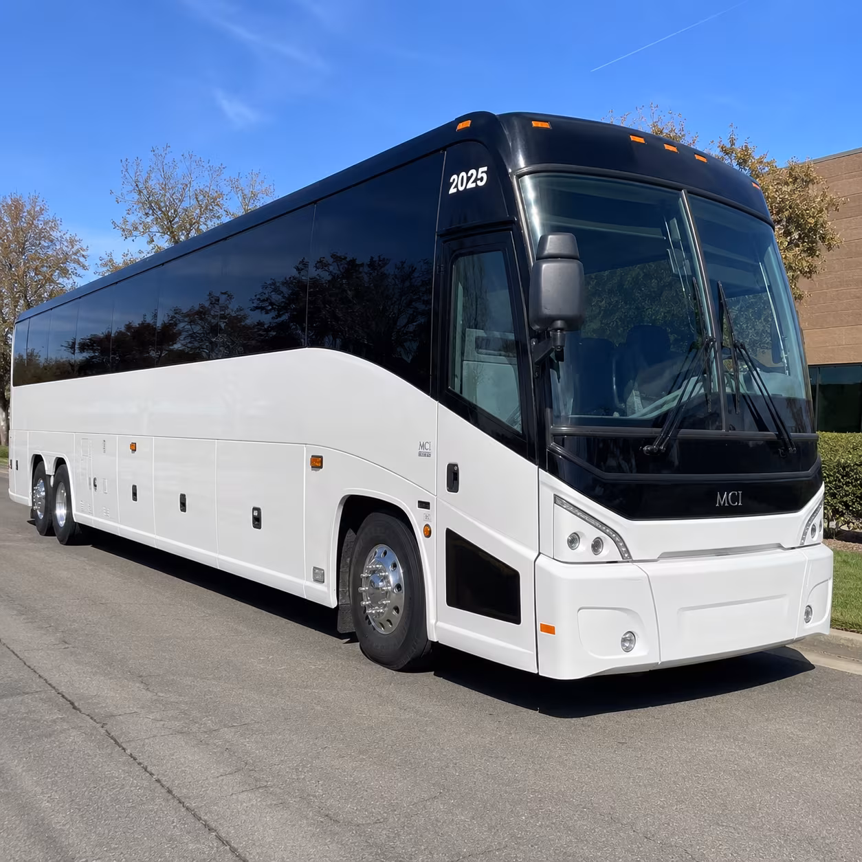 party bus rentals for a minneapolis concert bar crawl night