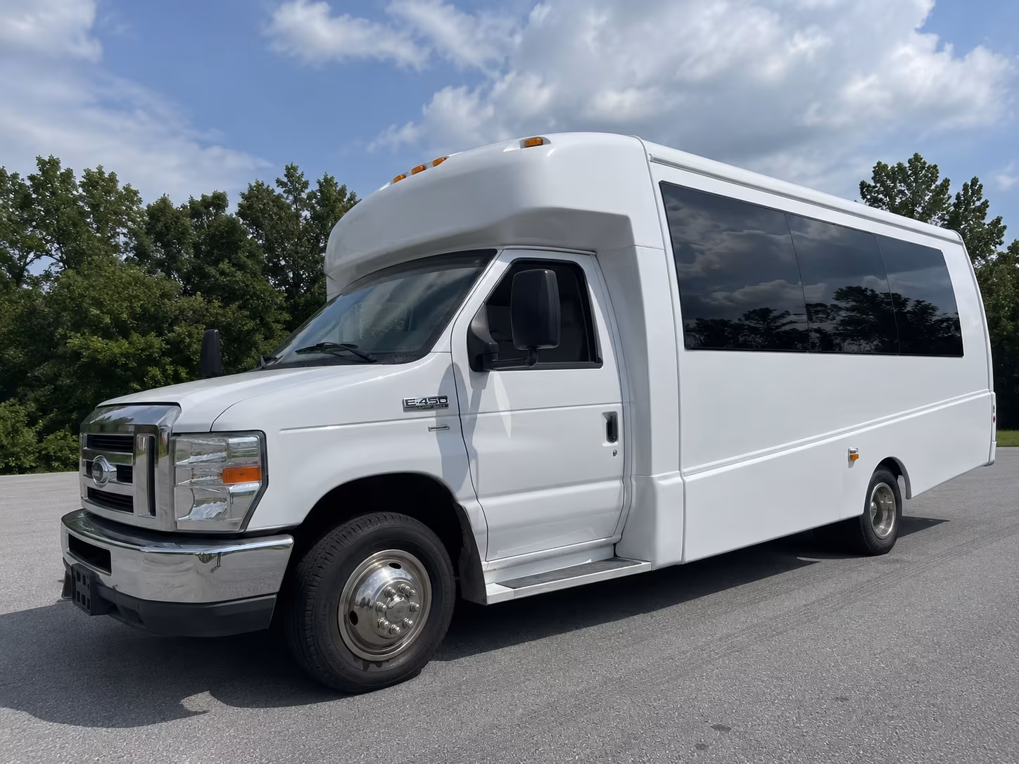 party buses for prom night in minneapolis